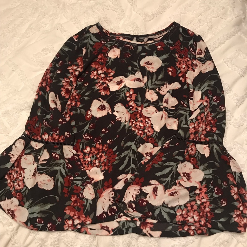 Bell sleeve Loft blouse!
